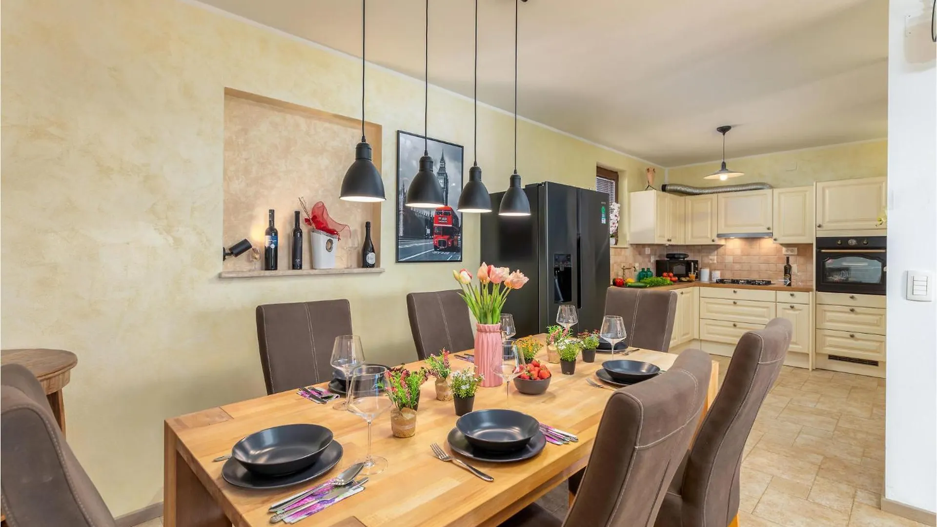 Lovely Home In Jadreski With Wifi 0*,