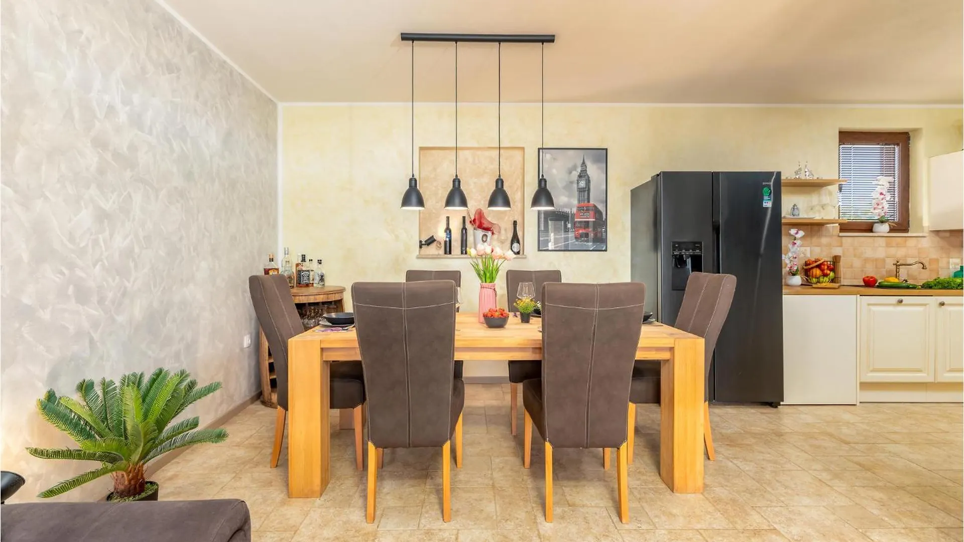 Lovely Home In Jadreski With Wifi