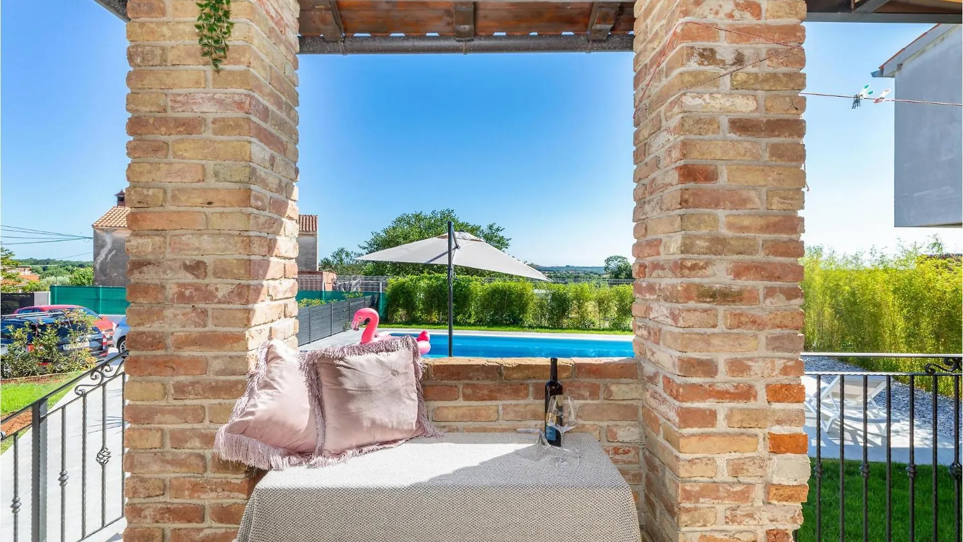Lovely Home In Jadreski With Wifi