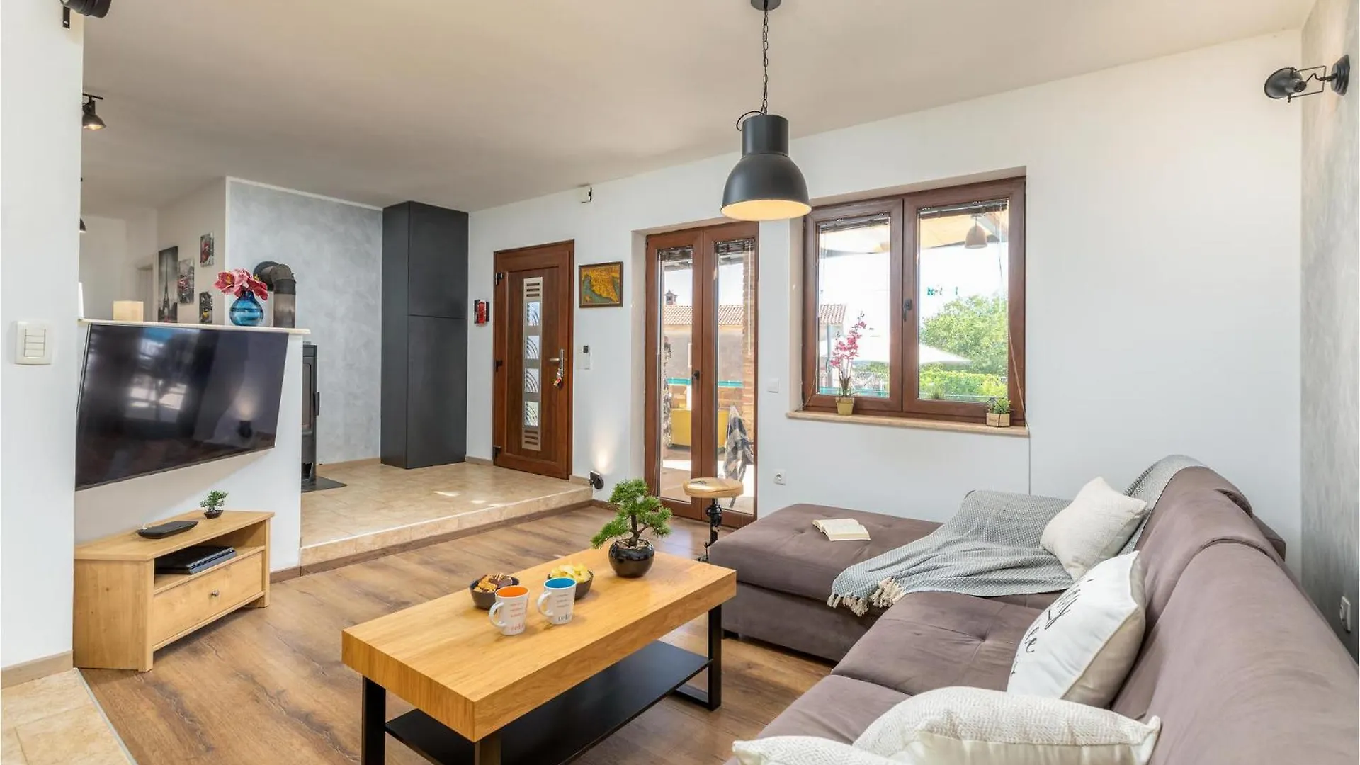 Lovely Home In Jadreski With Wifi